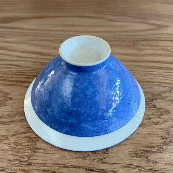 Asian bowl hand painted flowers footed bowl Japanese style. - Picture 8 of 10